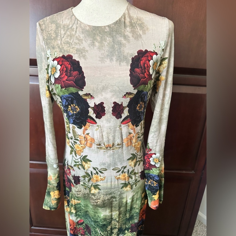 Alice + Olivia Beige Maxi Dress with Green and Burgundy Floral Print - Picture 3 of 8